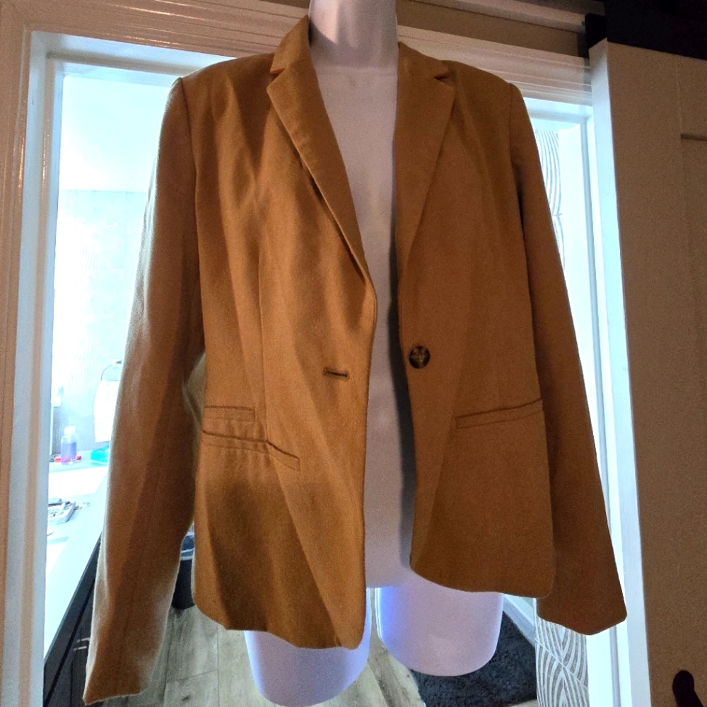 NWOT Merona Camel Tan Women's Blazer